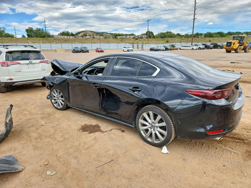 صورة رقم 2 من المزاد - 2021 MAZDA 3 مع VIN JM1BPABL4M1337157