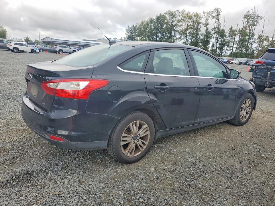 Photo 3 from auction – 2012 FORD FOCUS with VIN 1FAHP3H21CL457611