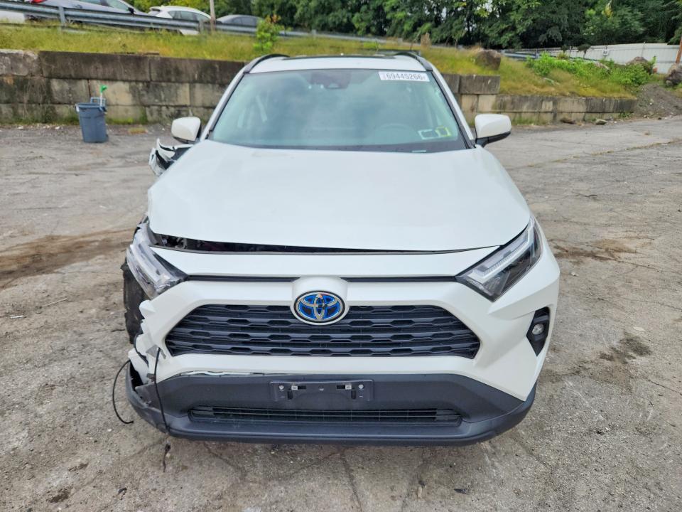 Фото 5 с аукциона – 2024 TOYOTA RAV4 с VIN 2T3B6RFV0RW068919