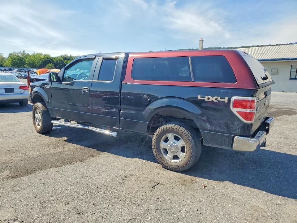 Zdjęcie 2 z aukcji – 2011 FORD F150 z VIN 1FTFX1EFXBFC30847