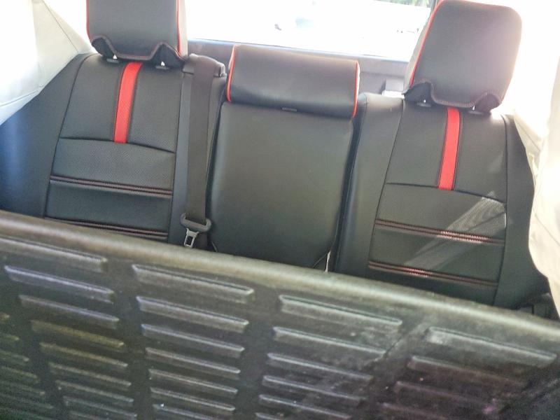 Photo 10 from auction – 2022 TOYOTA 4RUNNER with VIN JTEEU5JR7N5252872