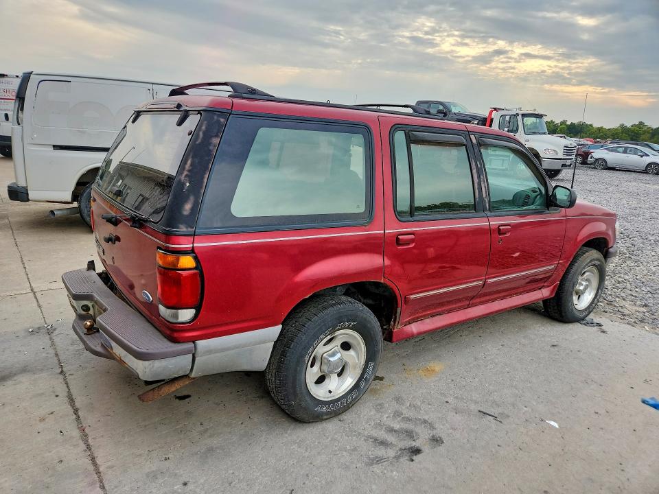 Снимка 3 от търг – 1996 FORD EXPLORER с VIN 1FMDU34X1TZB36356