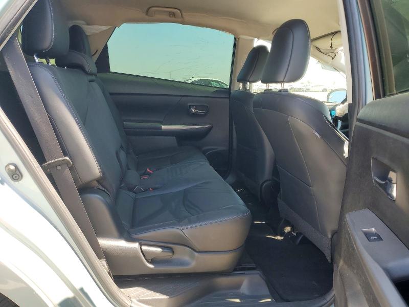 Photo 10 from auction – 2016 TOYOTA PRIUS V with VIN JTDZN3EU8GJ046850