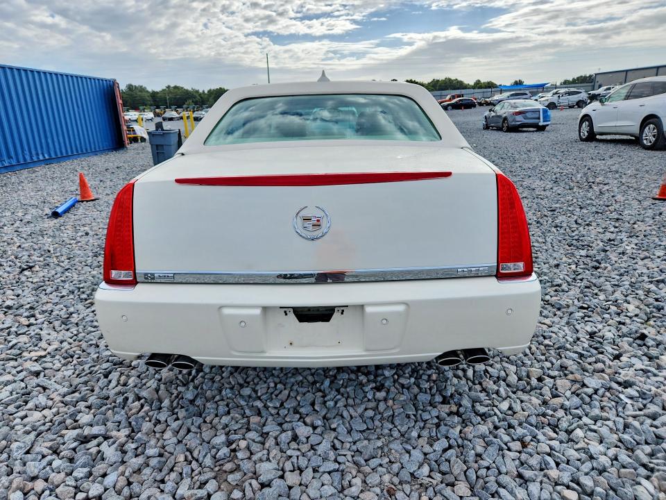 Photo 6 from auction – 2009 CADILLAC DTS with VIN 1G6KD57YX9U106888