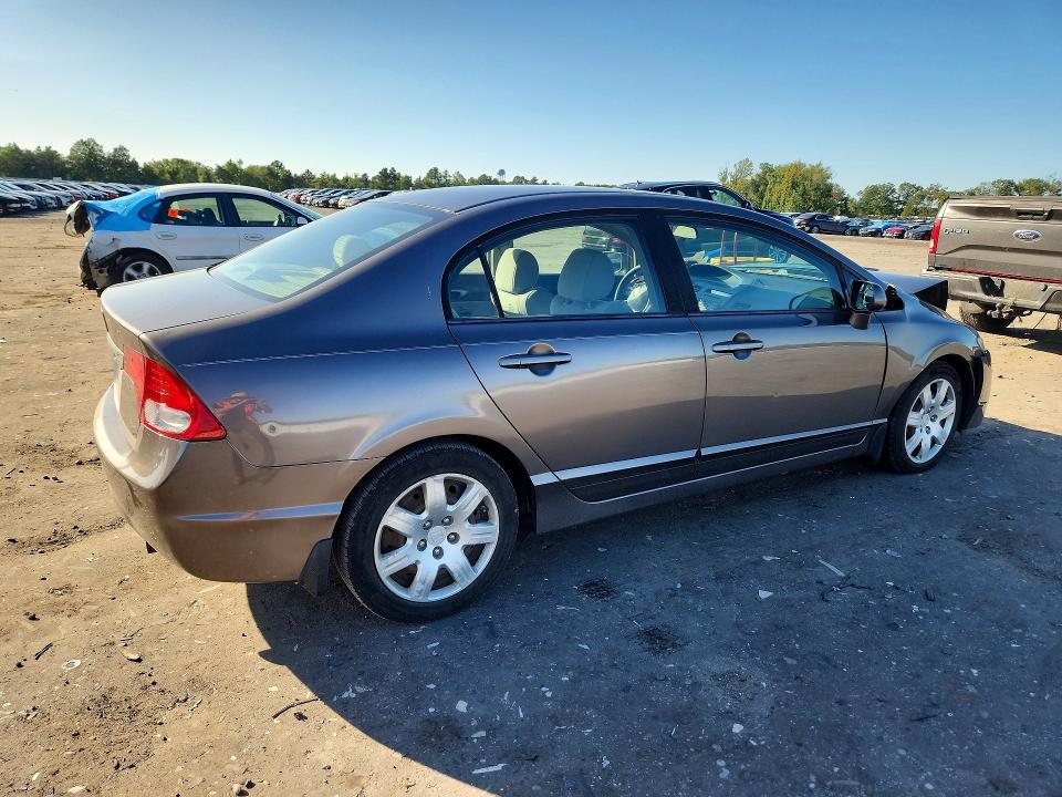 Photo 3 from auction – 2011 HONDA CIVIC with VIN 19XFA1F54BE025199