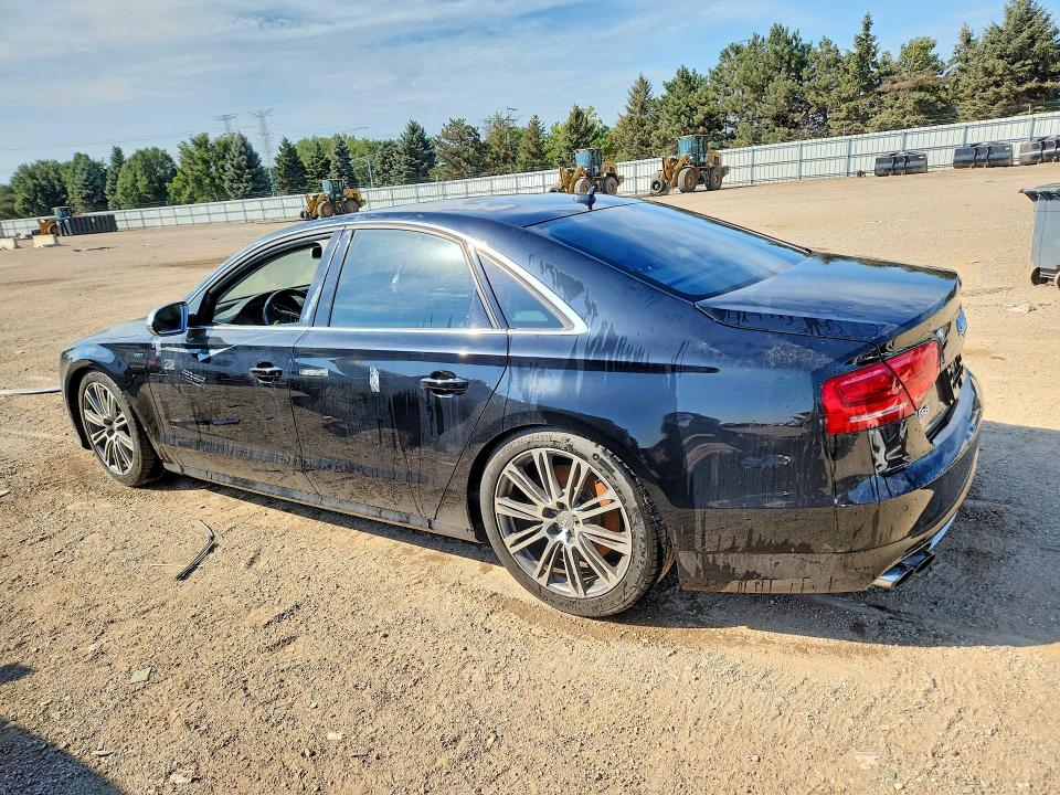 Foto 2 de la subasta – 2013 AUDI S8 con VIN WAUD2AFD9DN019583