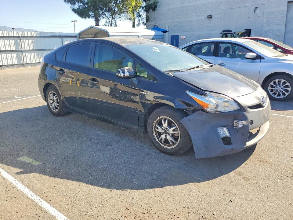 صورة رقم 4 من المزاد - 2011 TOYOTA PRIUS مع VIN JTDKN3DU1B0267739