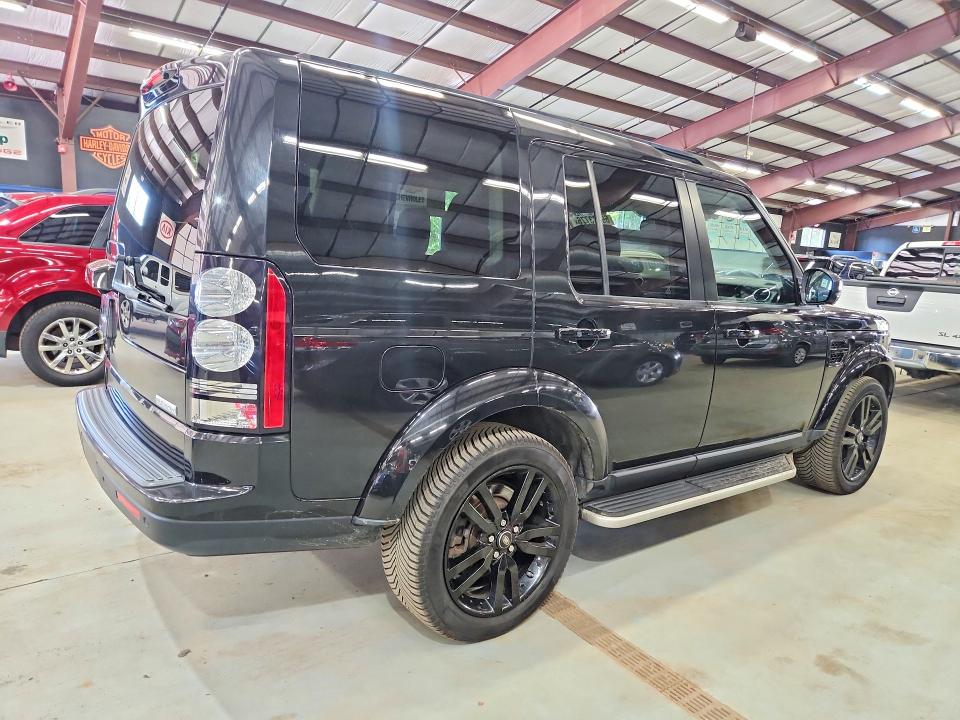 Photo 3 from auction – 2016 LAND ROVER LR4 with VIN SALAK2V62GA804921