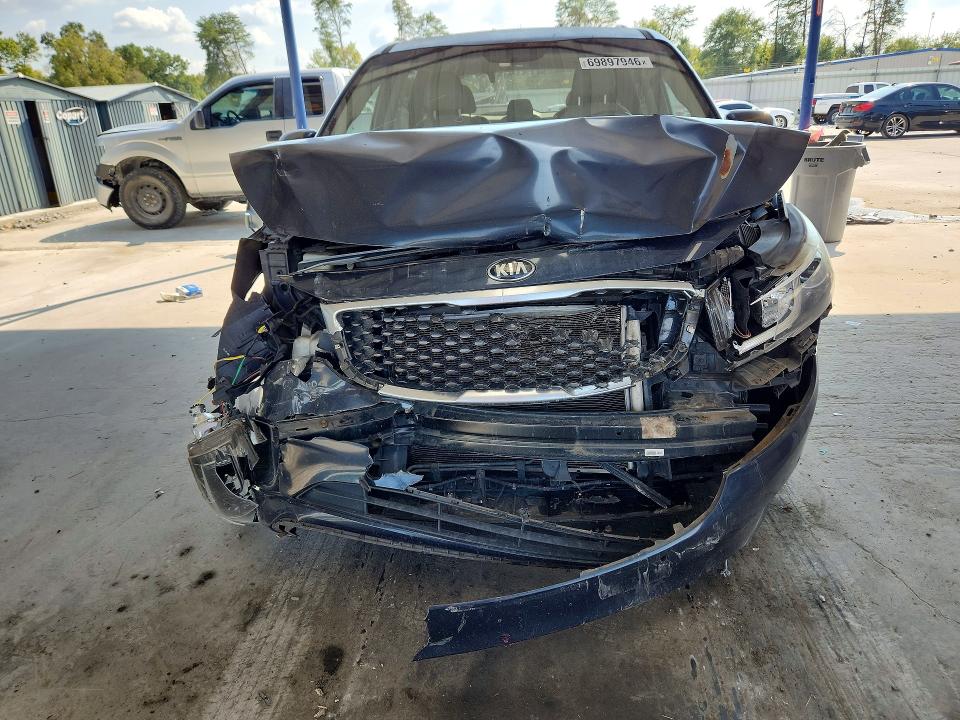Фото 5 с аукциона – 2017 KIA SEDONA с VIN KNDMB5C15H6236911