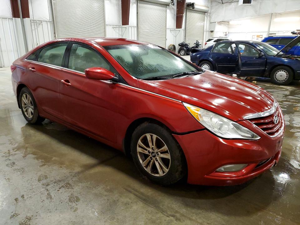 Снимка 4 от търг – 2013 HYUNDAI SONATA с VIN 5NPEB4AC8DH623892