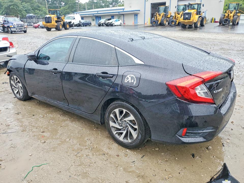 Photo 2 from auction – 2016 HONDA CIVIC with VIN 19XFC2F71GE079827