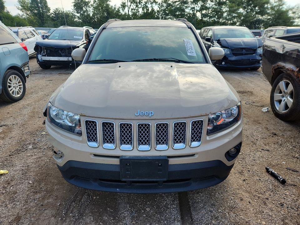 Photo 5 from auction – 2016 JEEP COMPASS with VIN 1C4NJCEB9GD752054