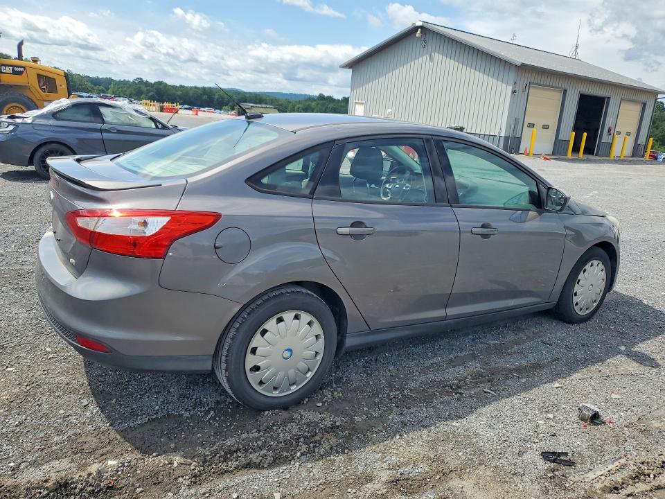 Zdjęcie 3 z aukcji – 2012 FORD FOCUS z VIN 1FAHP3F22CL187789