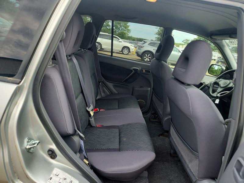 Снимка 11 от търг – 2003 TOYOTA RAV4 с VIN JTEHH20V130247708