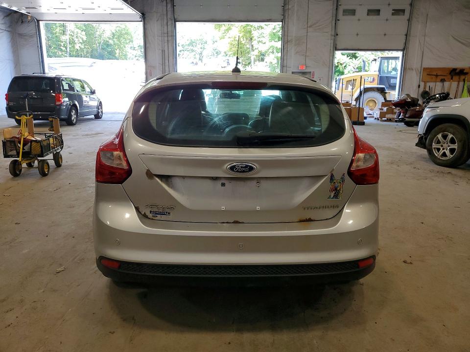 Снимка 6 от търг – 2014 FORD FOCUS с VIN 1FADP3N28EL257251