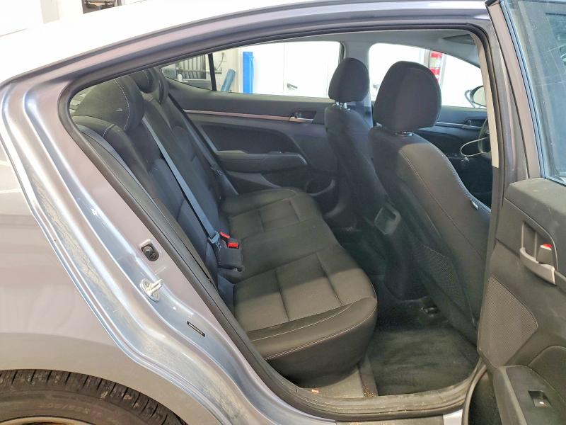 Снимка 10 от търг – 2017 HYUNDAI ELANTRA с VIN 5NPD84LF4HH187176