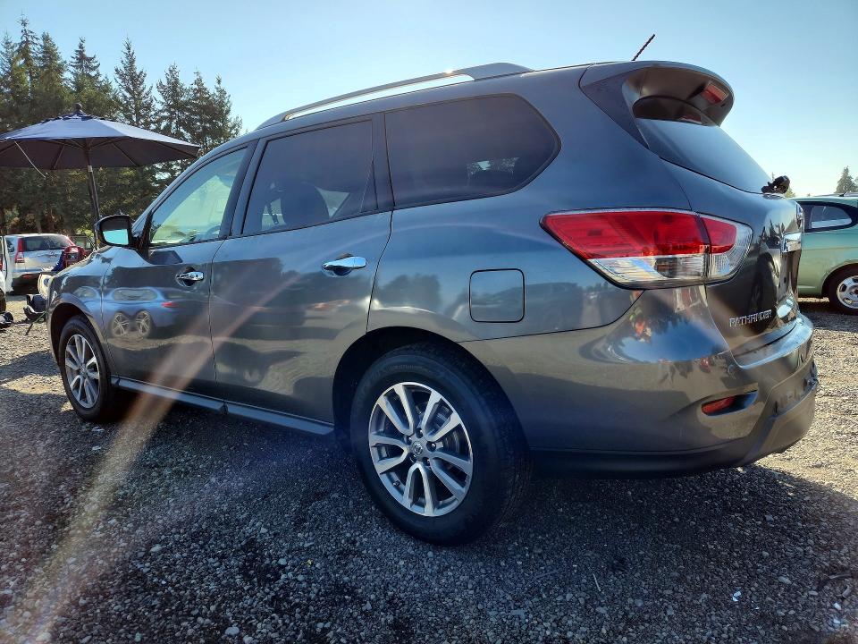 Photo 2 from auction – 2015 NISSAN PATHFINDER with VIN 5N1AR2MN9FC619016