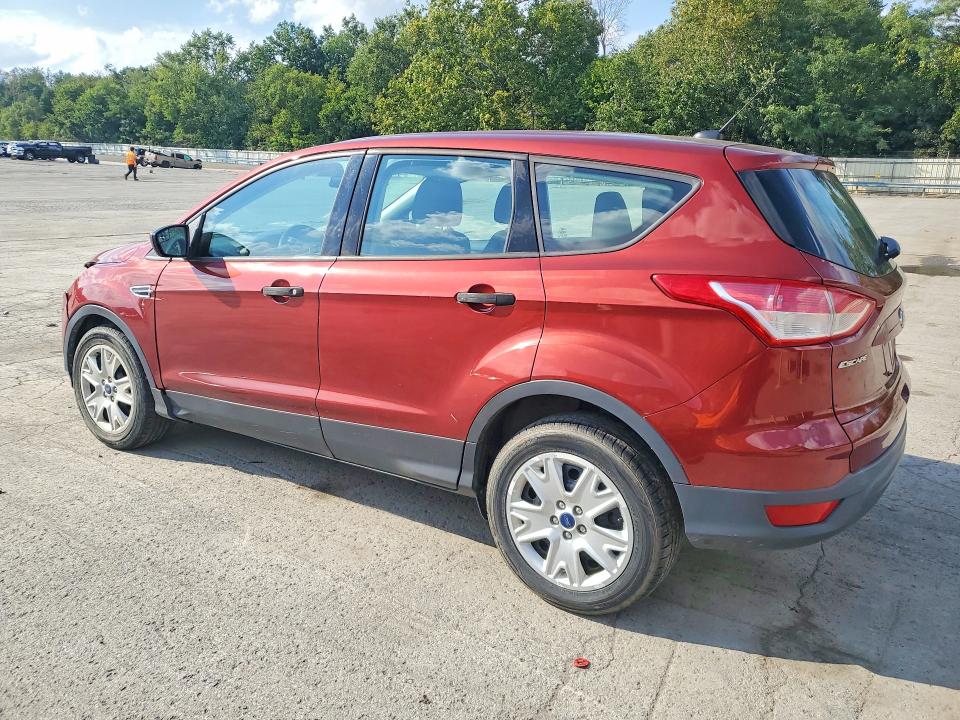 Photo 2 from auction – 2016 FORD ESCAPE with VIN 1FMCU0F70GUB55488