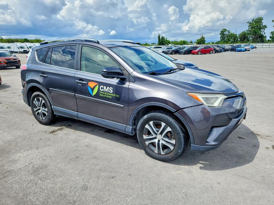Photo 4 from auction – 2018 TOYOTA RAV4 with VIN JTMBFREV4JJ746494