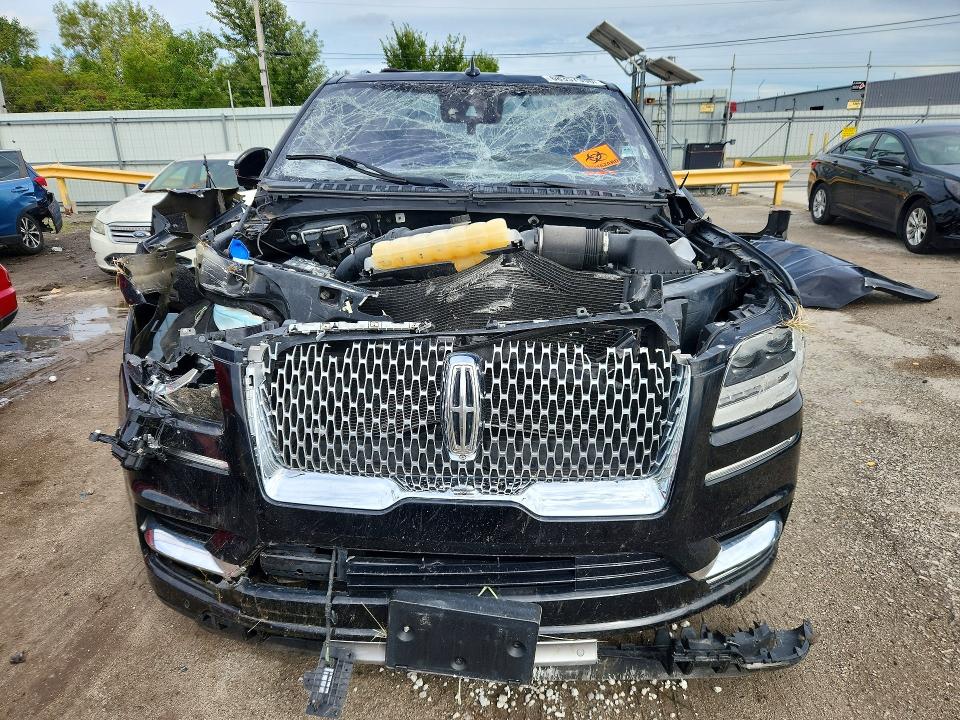 Zdjęcie 5 z aukcji – 2018 LINCOLN NAVIGATOR z VIN 5LMJJ2LT0JEL02579