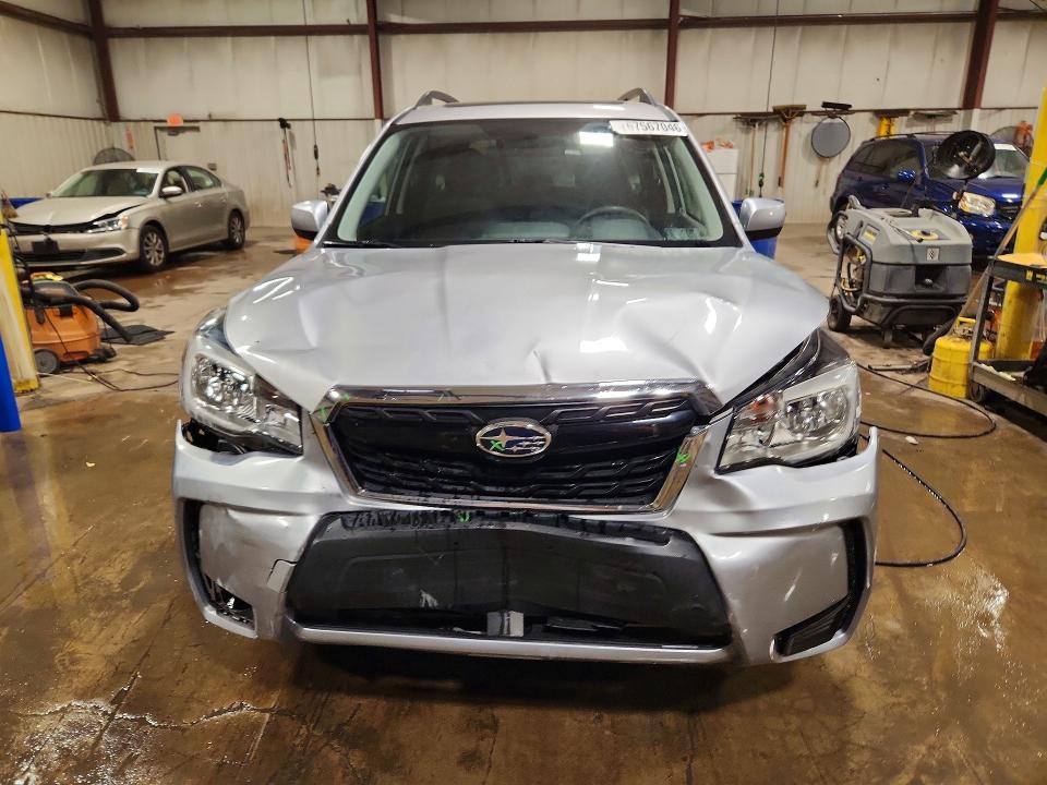 Photo 5 from auction – 2018 SUBARU FORESTER with VIN JF2SJGEC2JH418808