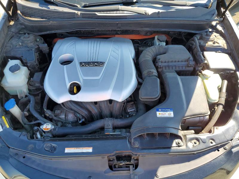 Photo 11 from auction – 2012 HYUNDAI SONATA with VIN KMHEC4A41CA062670