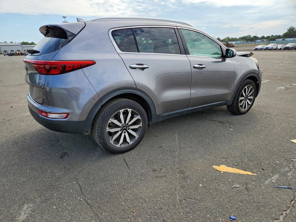 Photo 3 from auction – 2017 KIA SPORTAGE with VIN KNDPNCAC1H7248206