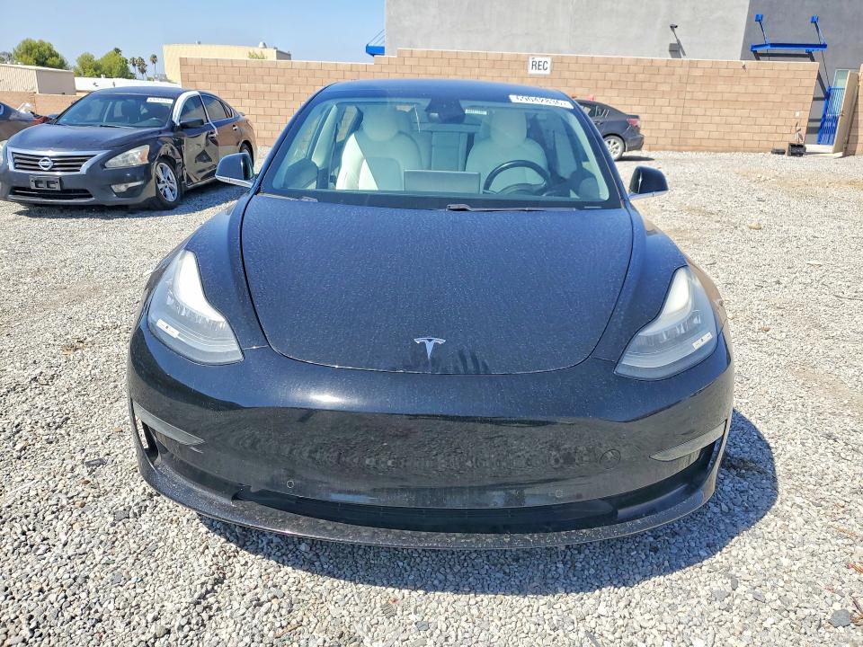 صورة رقم 5 من المزاد - 2019 TESLA MODEL 3 مع VIN 5YJ3E1EB5KF238347