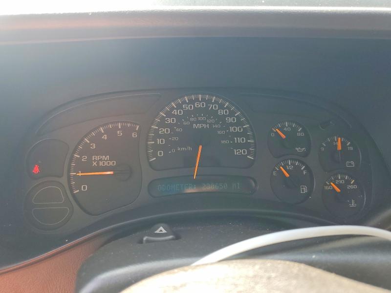 Photo 9 from auction – 2005 CHEVROLET AVALANCHE with VIN 3GNEC12Z15G233958