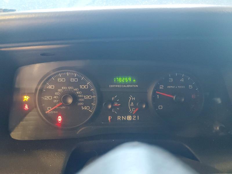 Снимка 9 от търг – 2010 FORD CROWN VICTORIA с VIN 2FABP7BV2AX121627