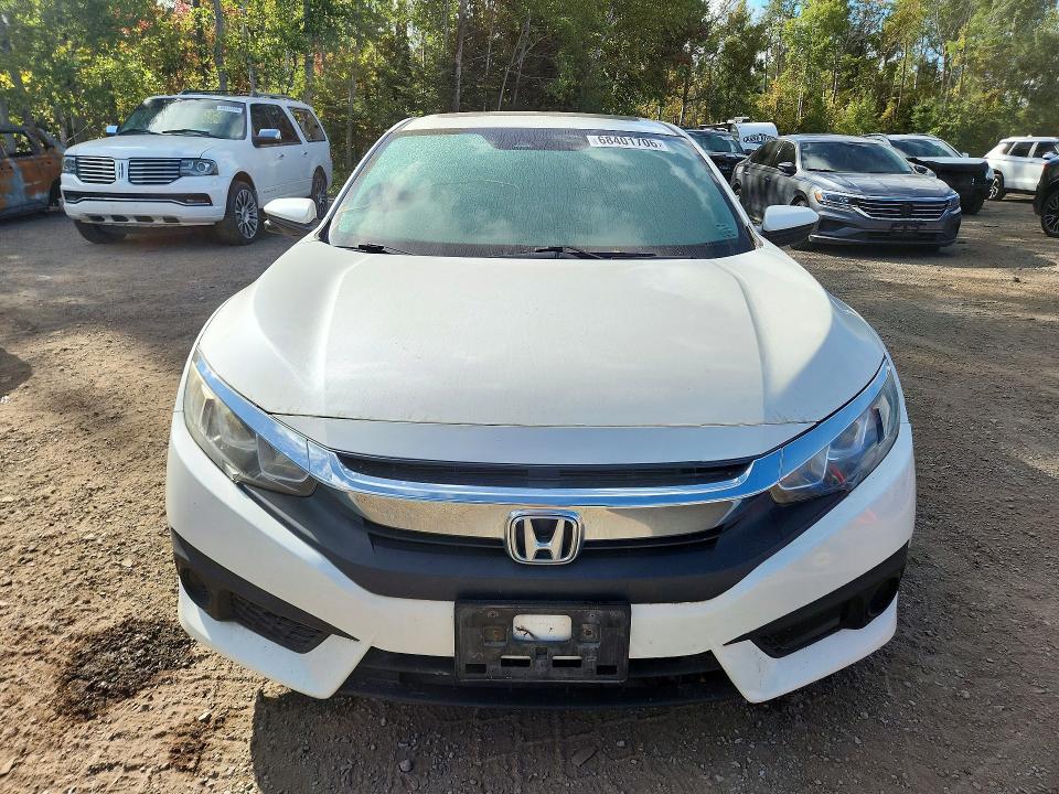 Снимка 5 от търг – 2017 HONDA CIVIC с VIN 2HGFC2F80HH017254