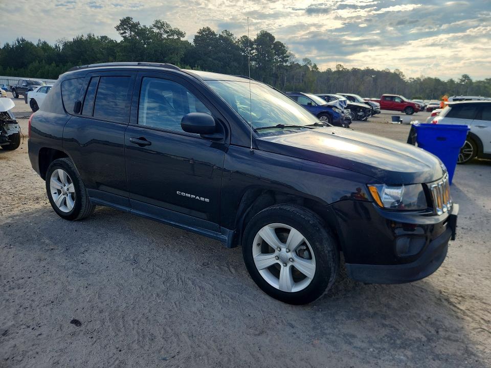 Photo 4 from auction – 2016 JEEP COMPASS with VIN 1C4NJCBAXGD513270