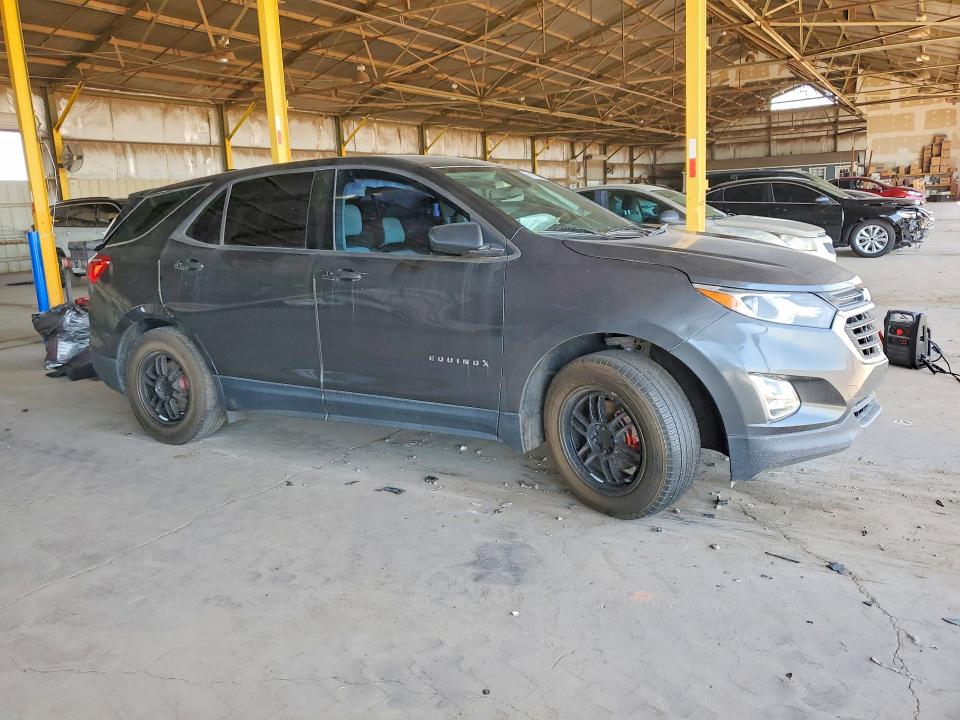 Photo 4 from auction – 2018 CHEVROLET EQUINOX with VIN 2GNAXHEV3J6264719