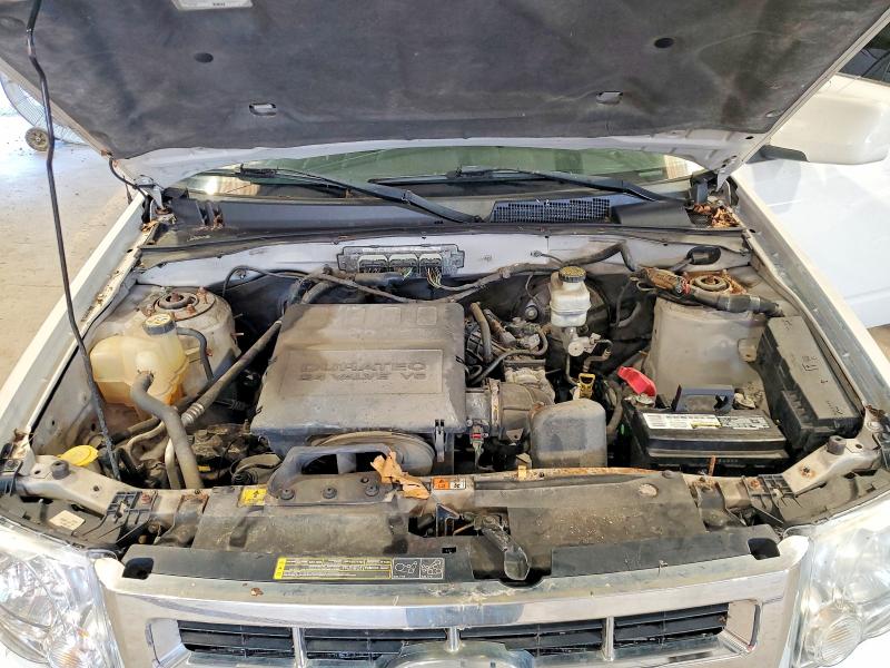 Photo 12 from auction – 2011 FORD ESCAPE with VIN 1FMCU0EG6BKA52985