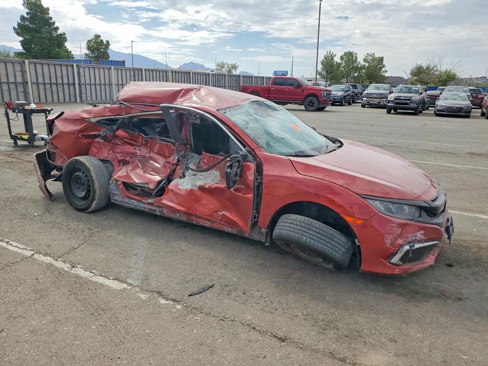 Photo 4 from auction – 2019 HONDA CIVIC with VIN 19XFC2F60KE045457