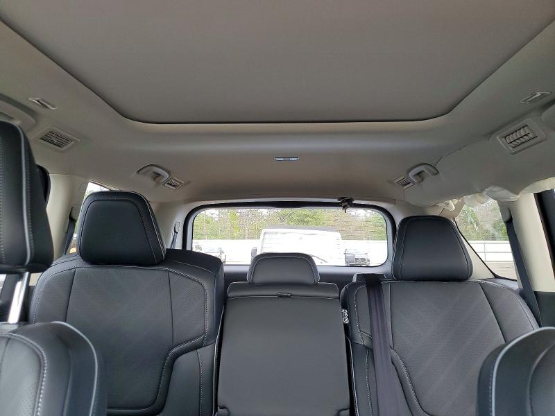 Снимка 10 от търг – 2027 INFINITI QX80 с VIN JN8AZ3BE7V9730192