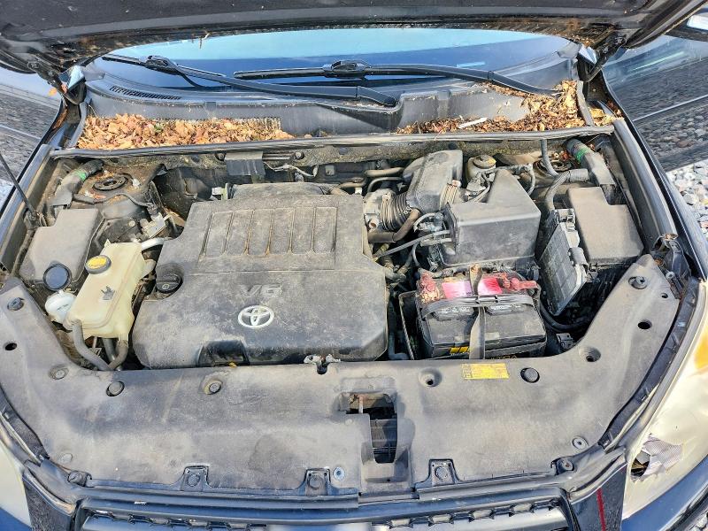 Photo 11 from auction – 2010 TOYOTA RAV4 with VIN JTMRK4DV3A5094765