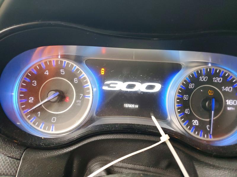 صورة رقم 9 من المزاد - 2015 CHRYSLER 300 مع VIN 2C3CCAGG1FH781780