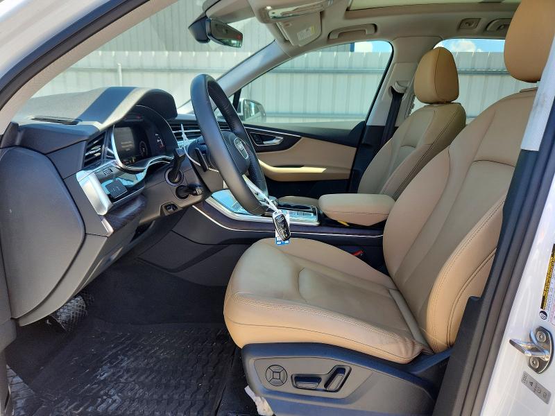 Photo 7 from auction – 2020 AUDI Q7 with VIN WA1AXAF76LD000120