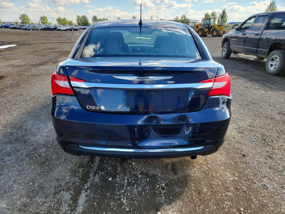 Photo 6 from auction – 2012 CHRYSLER 200 with VIN 1C3CCBAB4CN296362