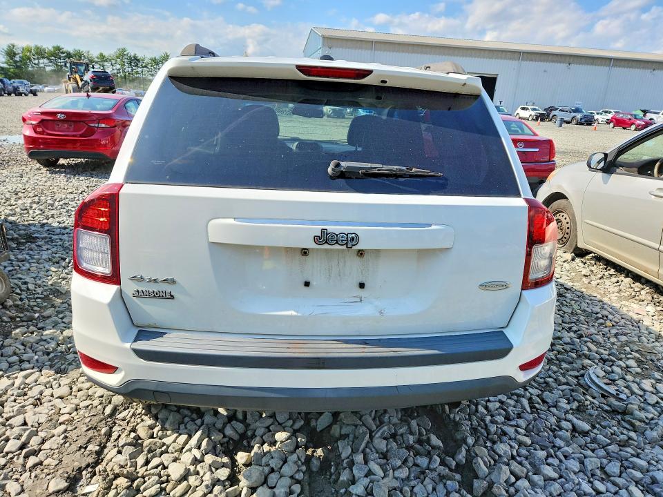 Photo 6 from auction – 2014 JEEP COMPASS with VIN 1C4NJDEB7ED828910