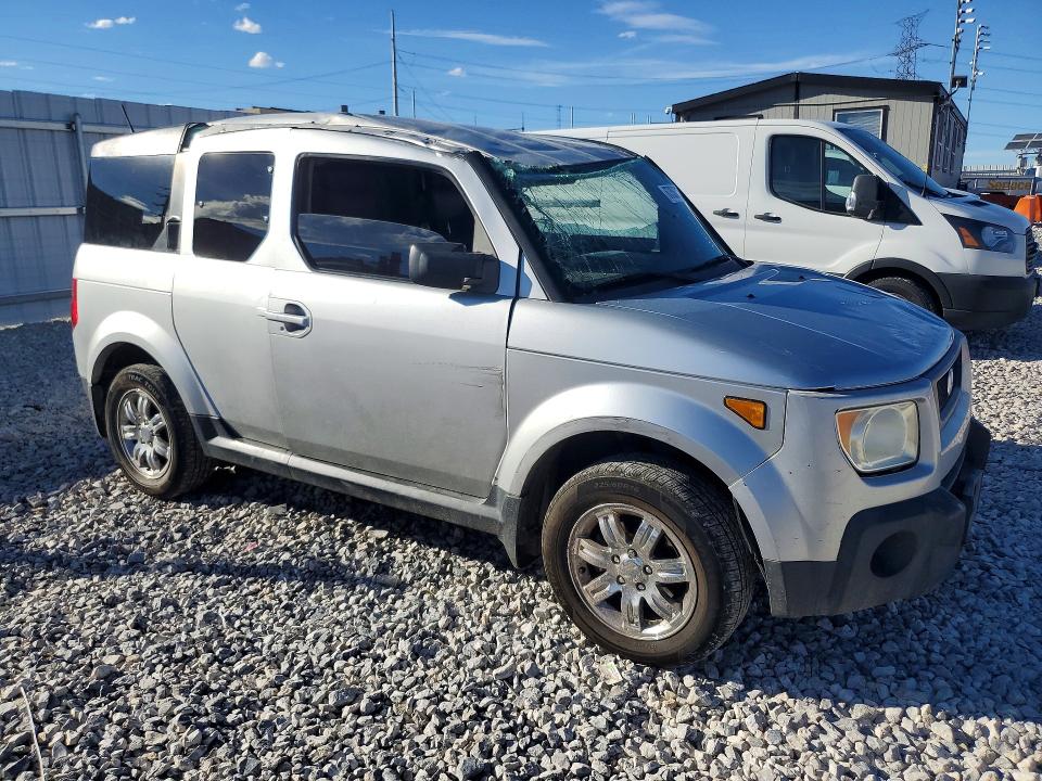 Photo 4 from auction – 2006 HONDA ELEMENT with VIN 5J6YH28766L024149
