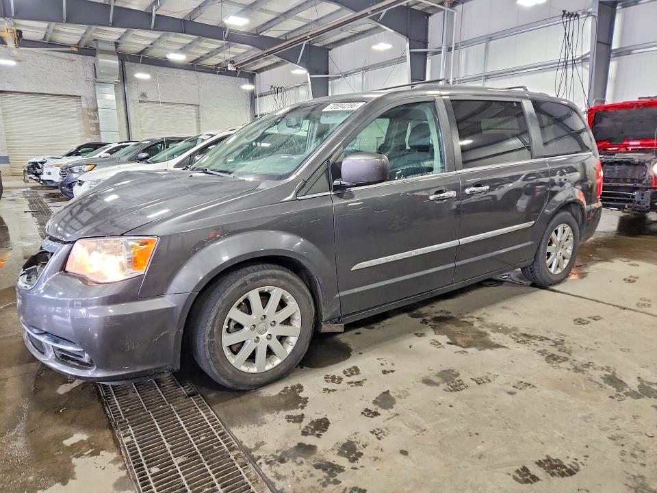 2016 CHRYSLER TOWN & COUNTRY - Търг №70694286
