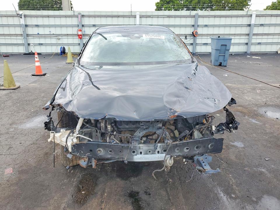 Foto 5 de la subasta – 2019 MAZDA 3 con VIN JM1BPACL7K1107320