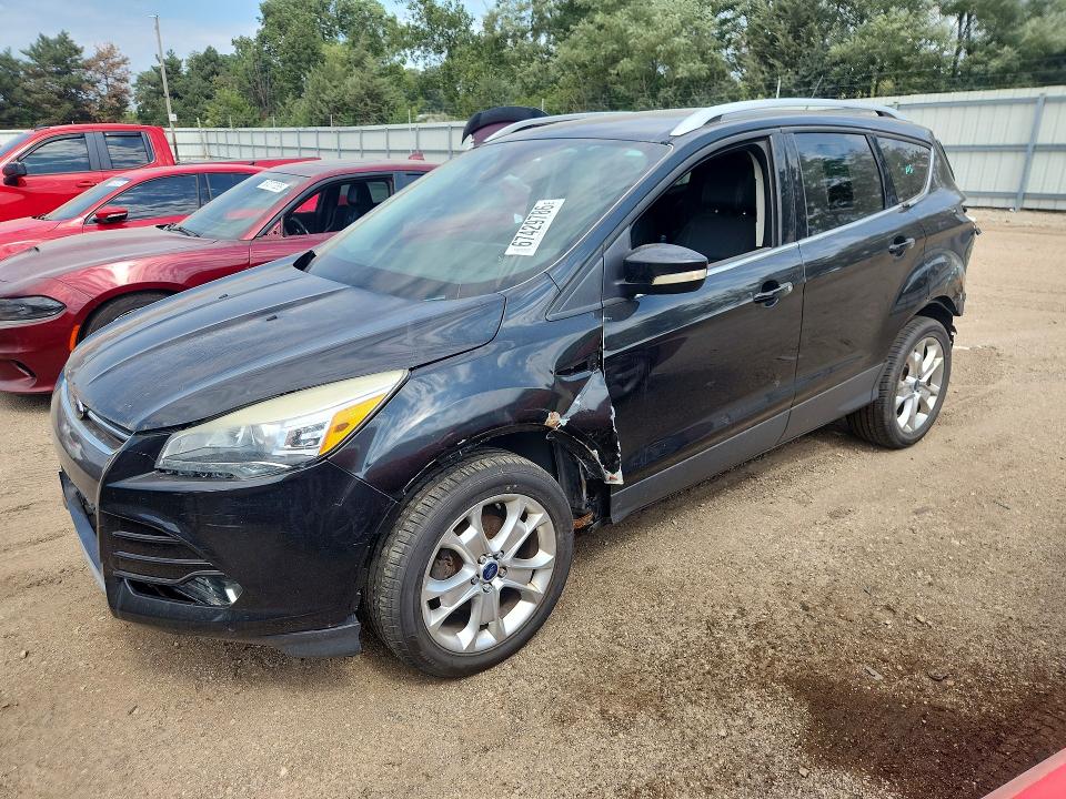FORD ESCAPE 2014 with VIN 1FMCU0JX5EUC83391 - Photo from auction