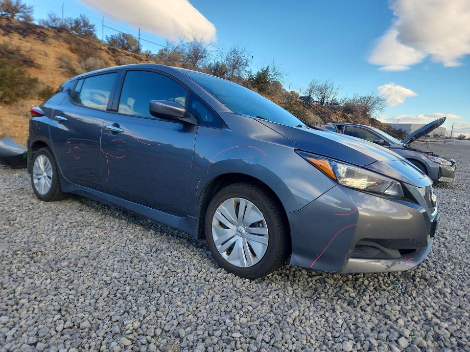 Photo 4 from auction – 2022 NISSAN LEAF with VIN 1N4AZ1BV5NC562044
