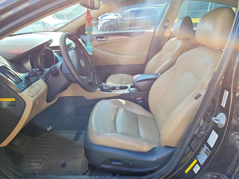 Photo 7 from auction – 2014 HYUNDAI SONATA with VIN KMHEC4A42EA106856