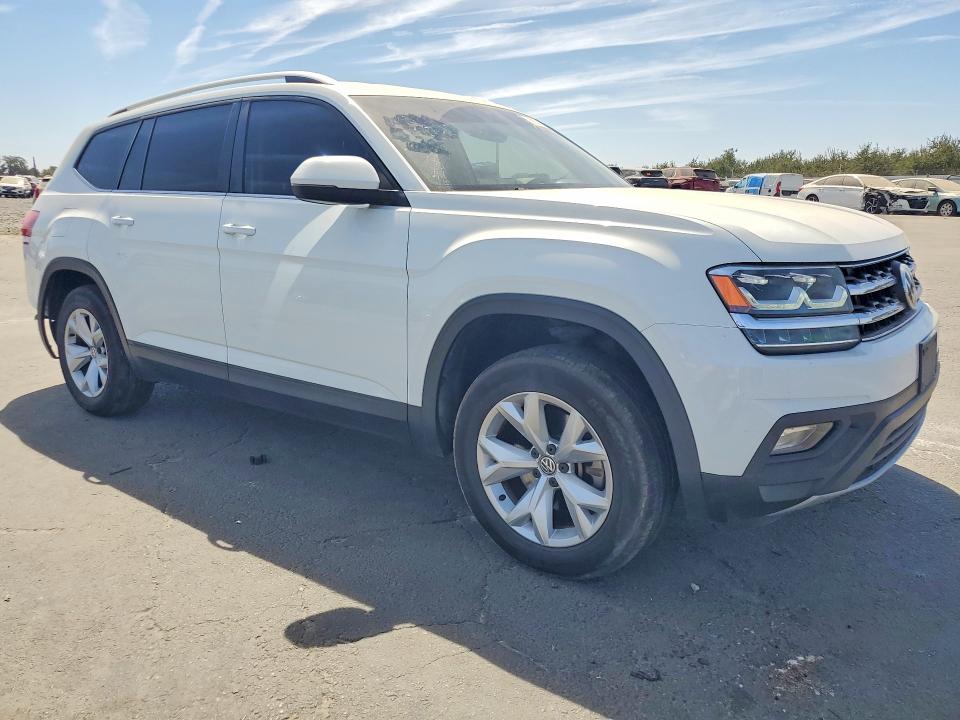 Снимка 4 от търг – 2018 VOLKSWAGEN ATLAS с VIN 1V2DR2CA4JC539923