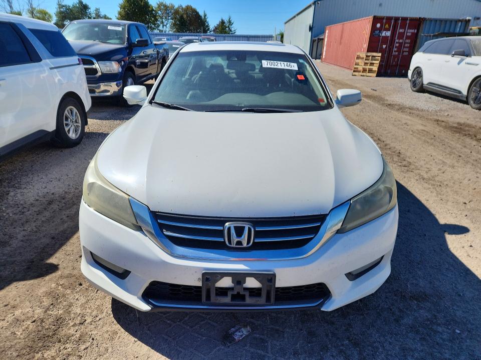 Снимка 5 от търг – 2014 HONDA ACCORD с VIN 1HGCR2F82EA807733