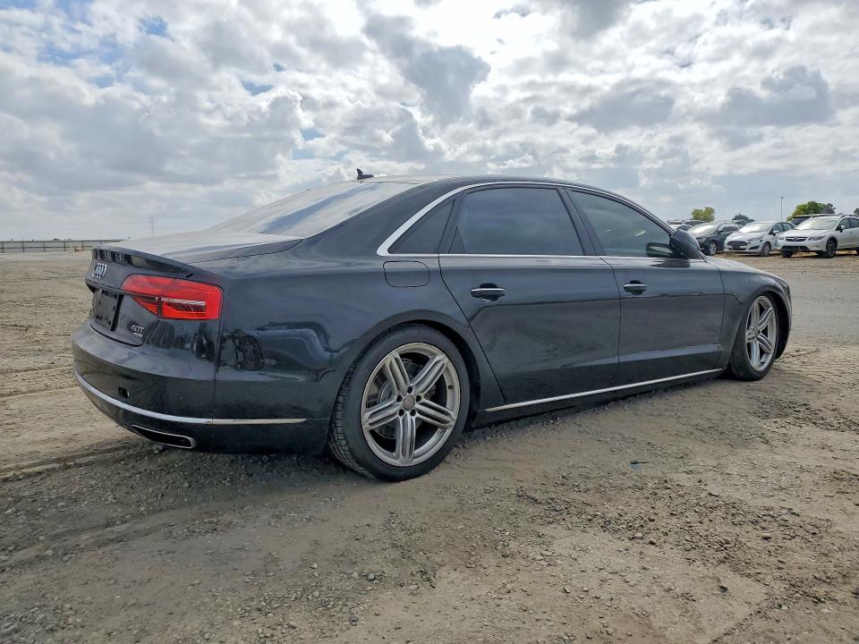 Photo 3 from auction – 2015 AUDI A8 with VIN WAU32AFD8FN009321